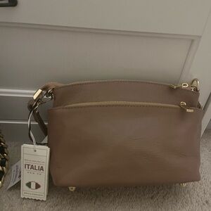 Divina Firenze leather purse